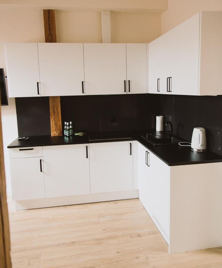 Apartamenty Leszno Екстериор снимка
