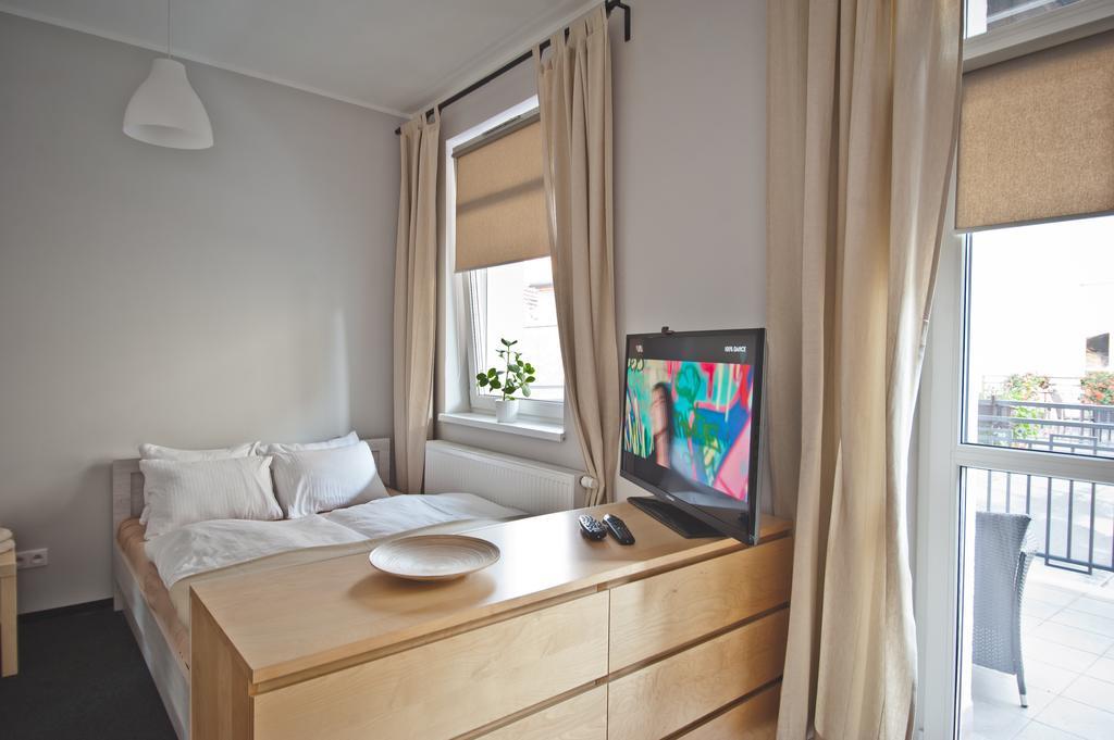 Apartamenty Leszno Екстериор снимка