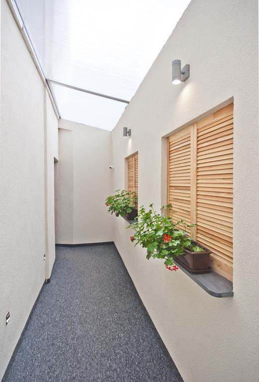 Apartamenty Leszno Екстериор снимка