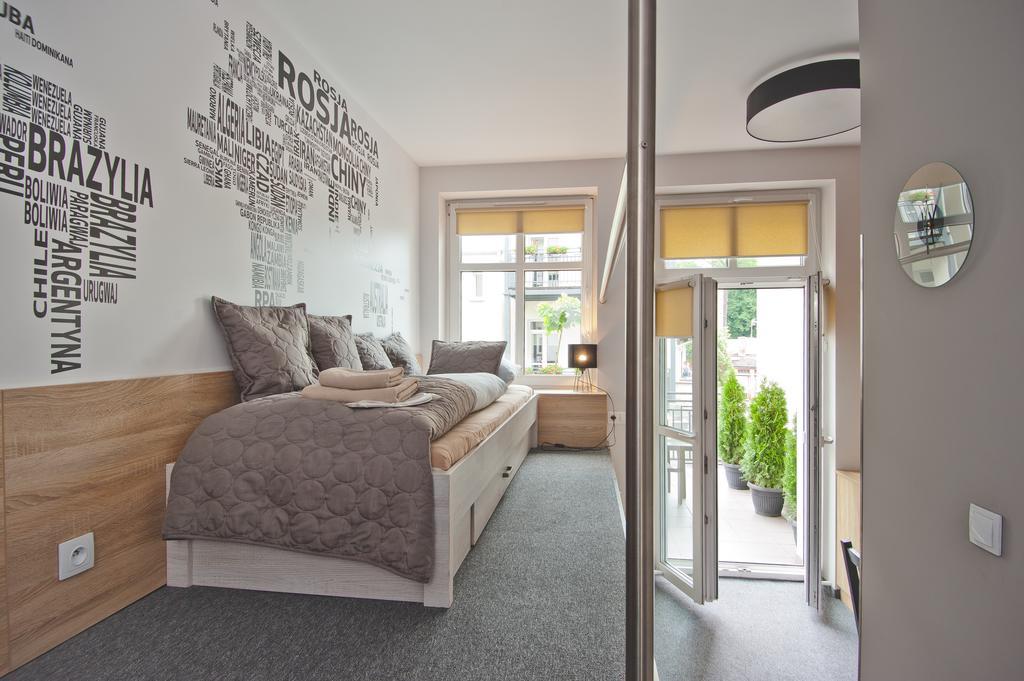 Apartamenty Leszno Екстериор снимка