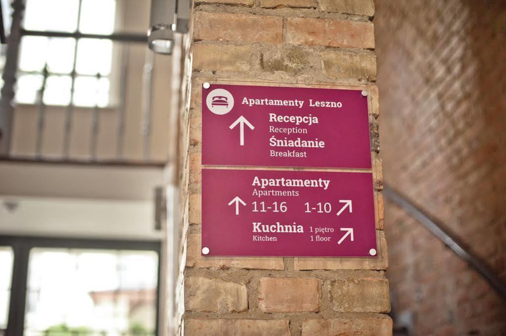 Apartamenty Leszno Екстериор снимка